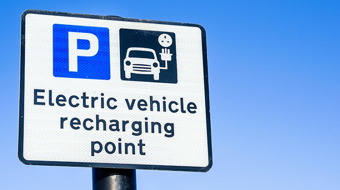 EV